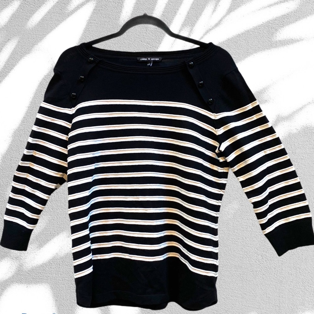 Cable & Gauge Black and White Sweater- Large